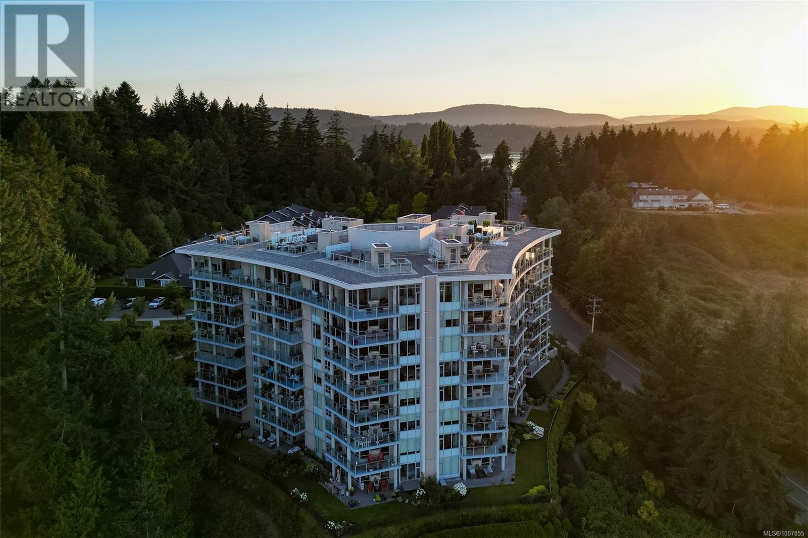 Lorem Ipsum Dolor Sit A, Saanich, British Columbia  V8Y  - Photo 1 - DEMO28624412