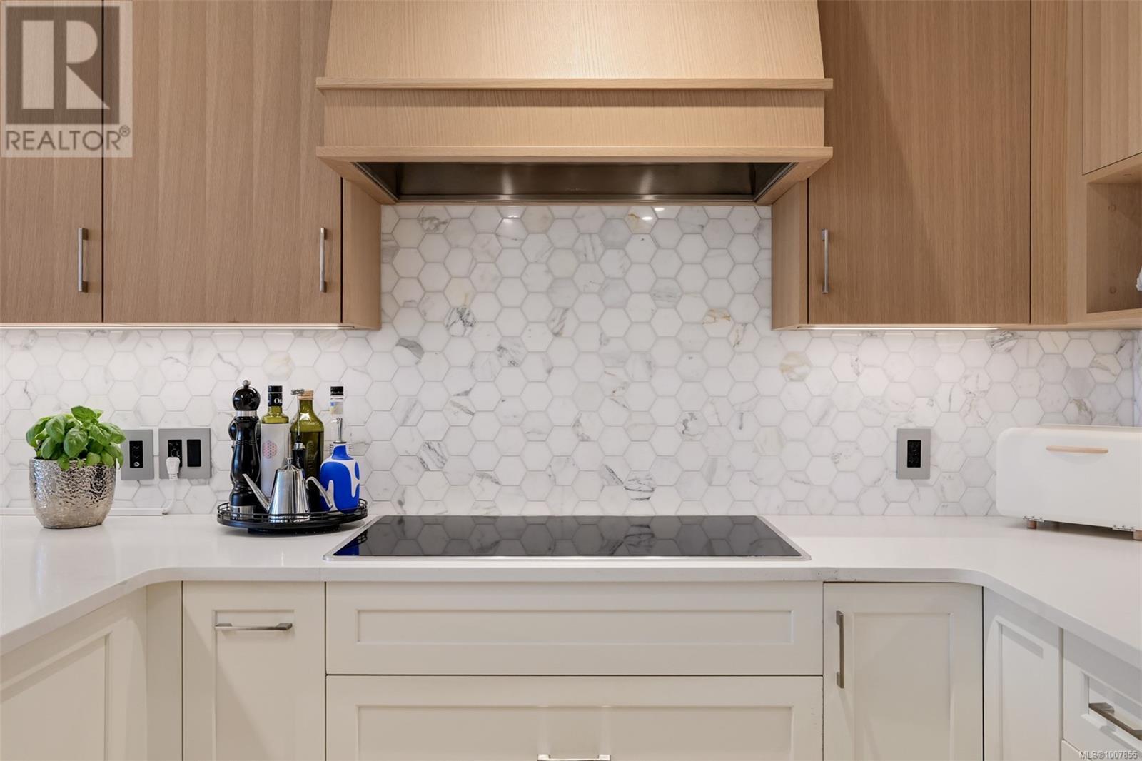 Lorem Ipsum Dolor Sit A, Saanich, British Columbia  V8Y  - Photo 19 - DEMO28624412