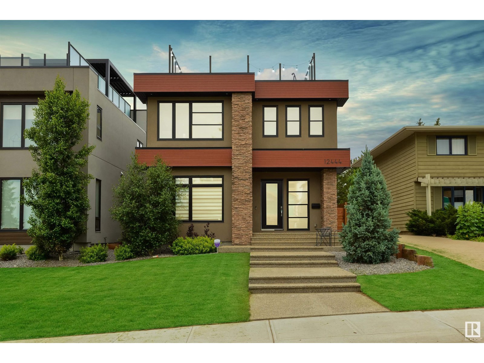 12444 LANSDOWNE DR NW, Edmonton, Alberta