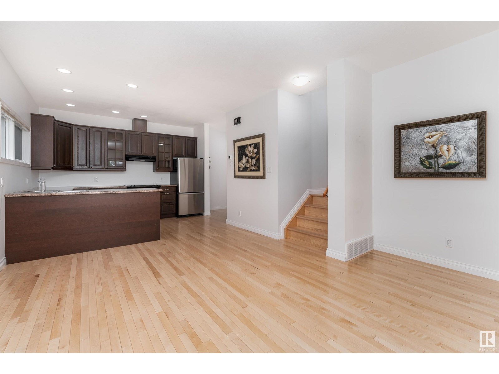 Property at #3 14315 STONY PLAIN RD NW image 5