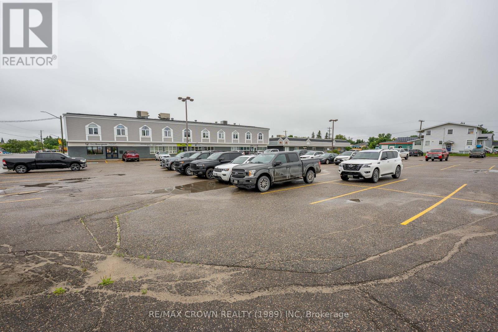 6 Ash Street, Kapuskasing, Ontario  P5N 2C8 - Photo 2 - T12294031