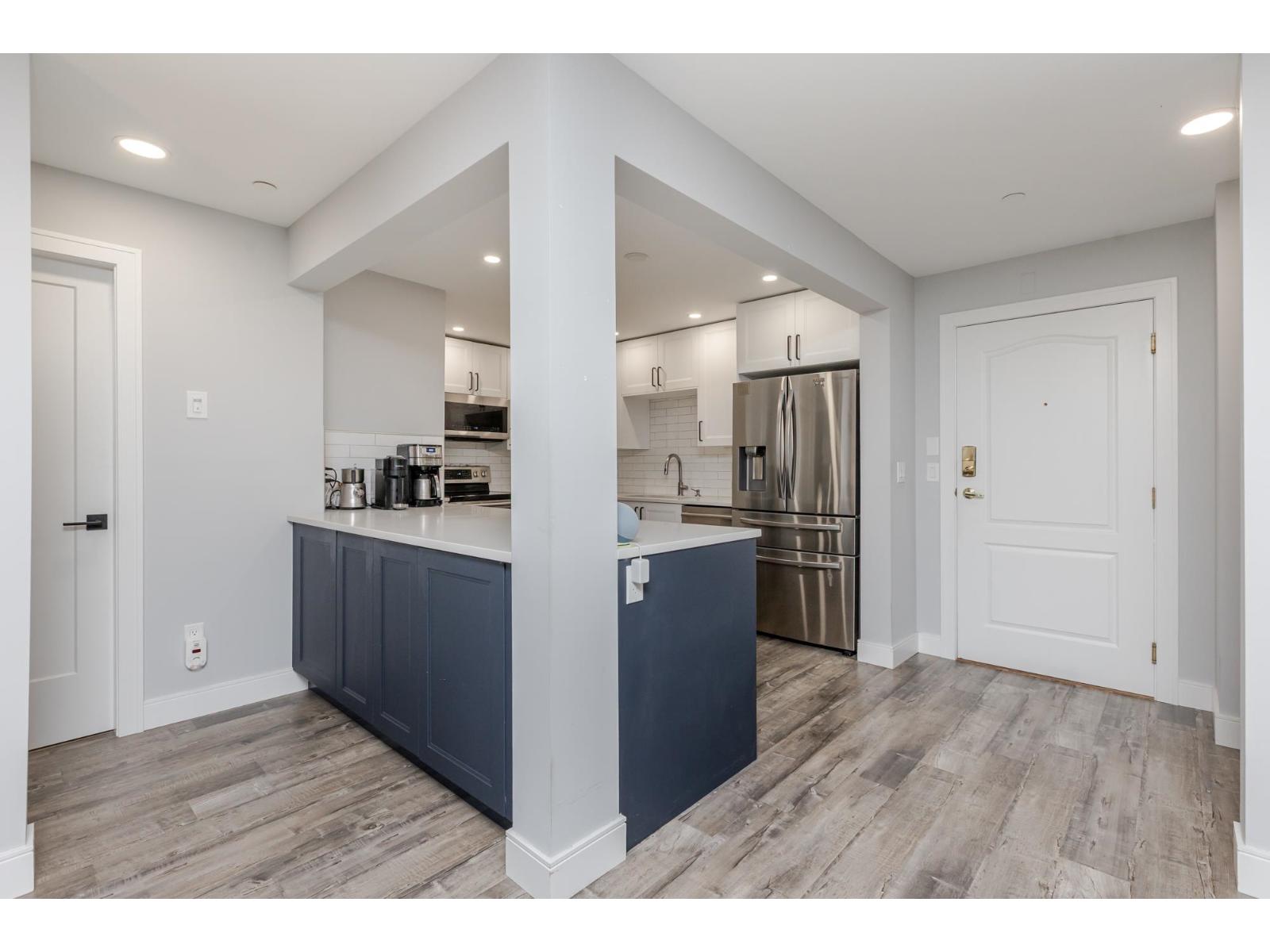 102 20894 57 Avenue, Langley, British Columbia  V3A 8M7 - Photo 4 - R3028057