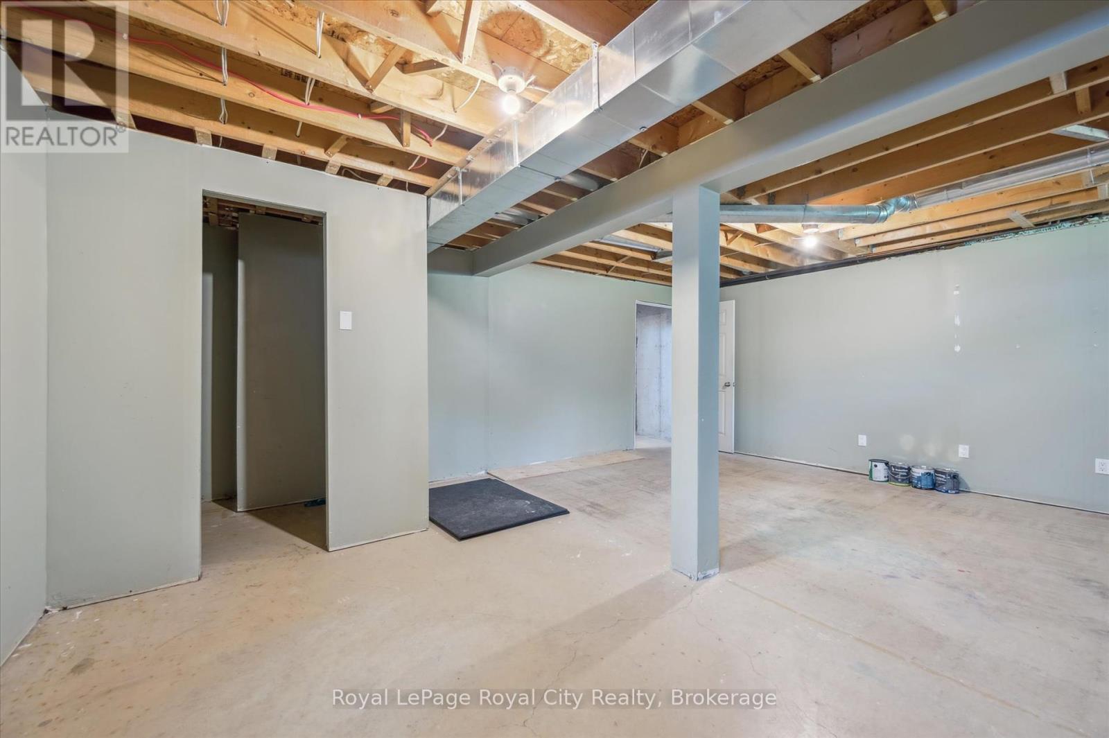 289 Strathallan Street, Centre Wellington, Ontario  N1M 3L6 - Photo 23 - X12293889