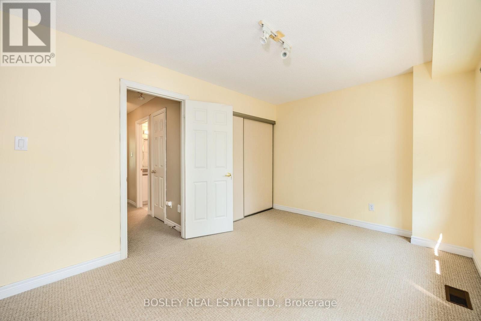 186 Milan Street, Toronto, Ontario  M5A 3Z6 - Photo 17 - C12293849