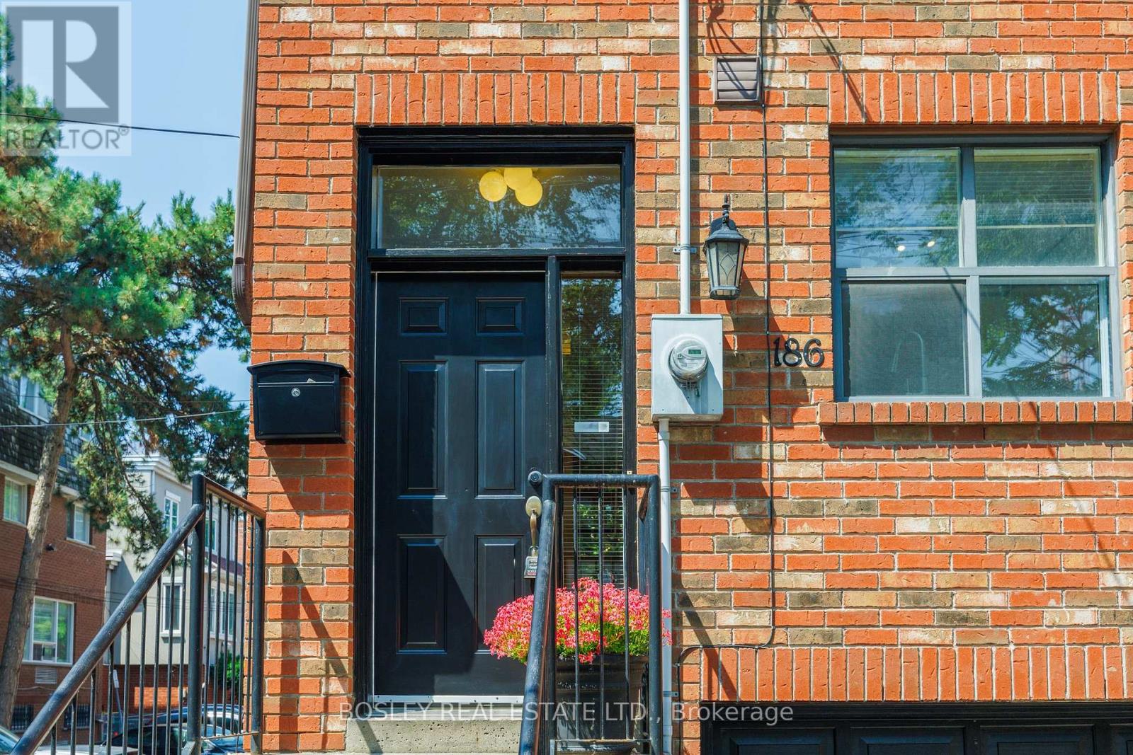 186 Milan Street, Toronto, Ontario  M5A 3Z6 - Photo 46 - C12293849