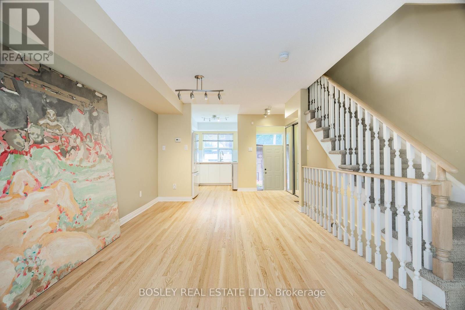 186 Milan Street, Toronto, Ontario  M5A 3Z6 - Photo 6 - C12293849