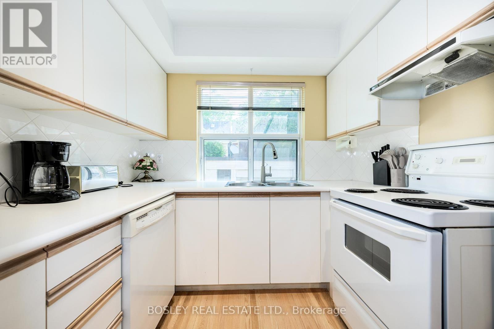 186 Milan Street, Toronto, Ontario  M5A 3Z6 - Photo 7 - C12293849