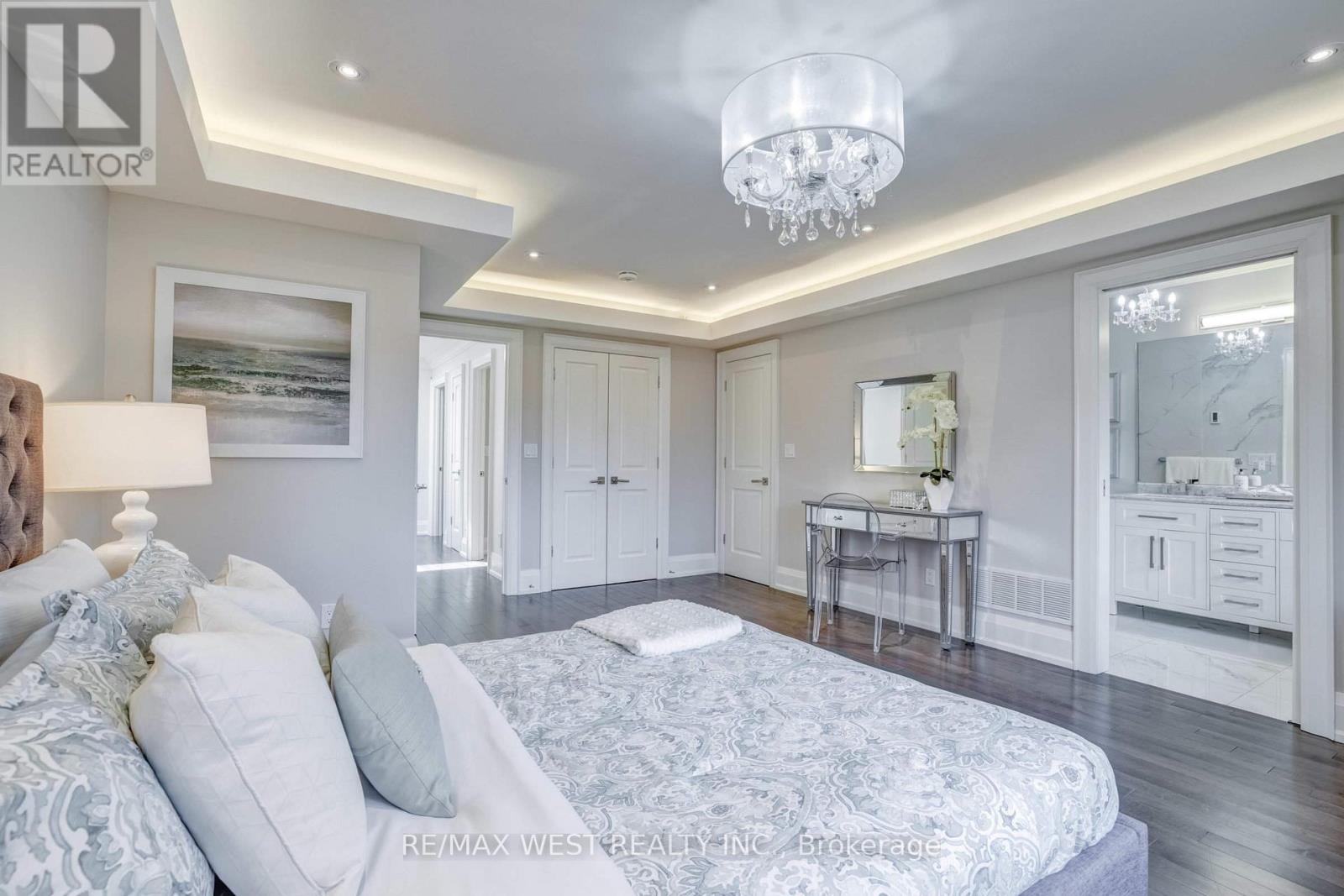 352b Lawrence Avenue W, Toronto, Ontario  M5M 1B7 - Photo 11 - C12293854