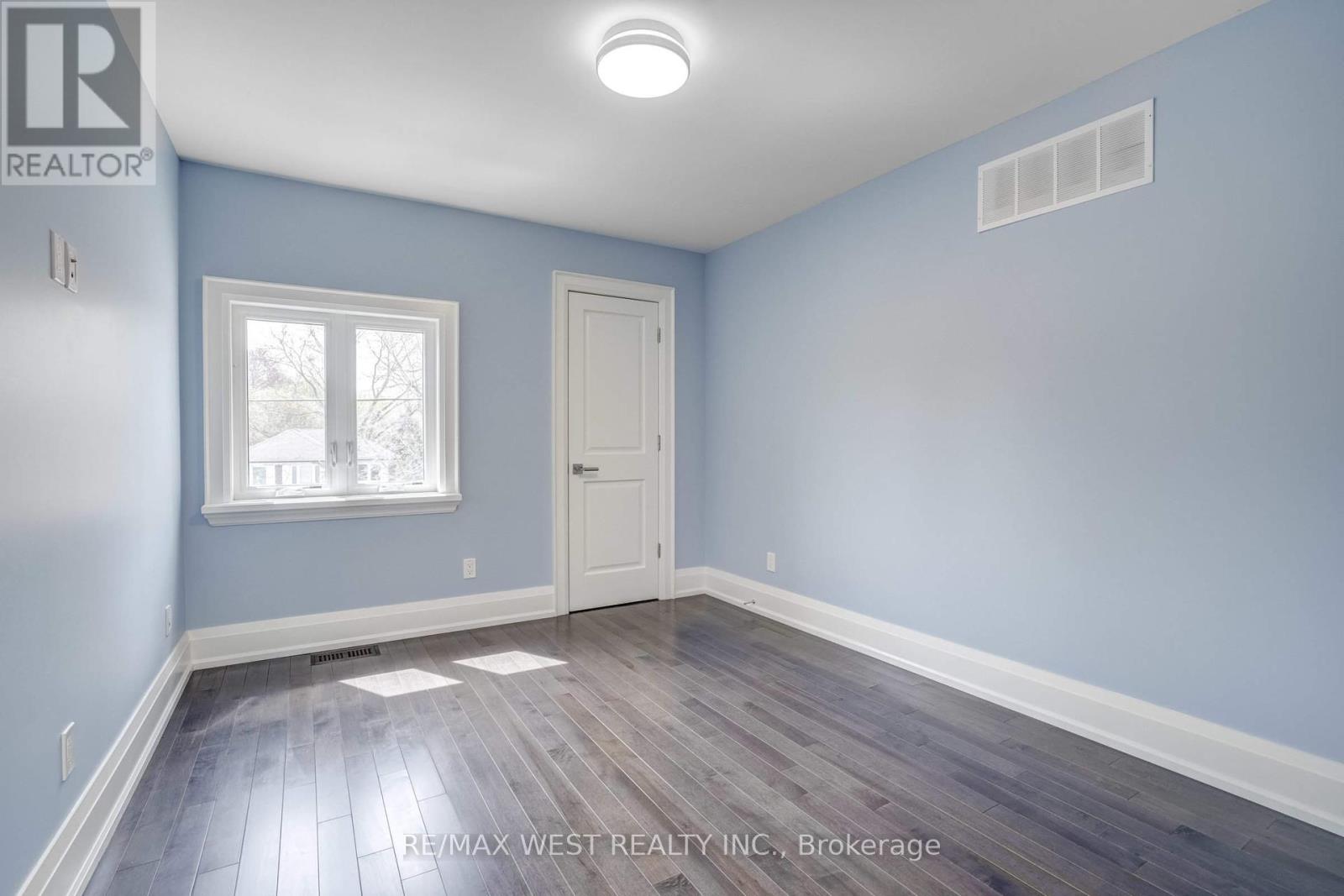352b Lawrence Avenue W, Toronto, Ontario  M5M 1B7 - Photo 17 - C12293854