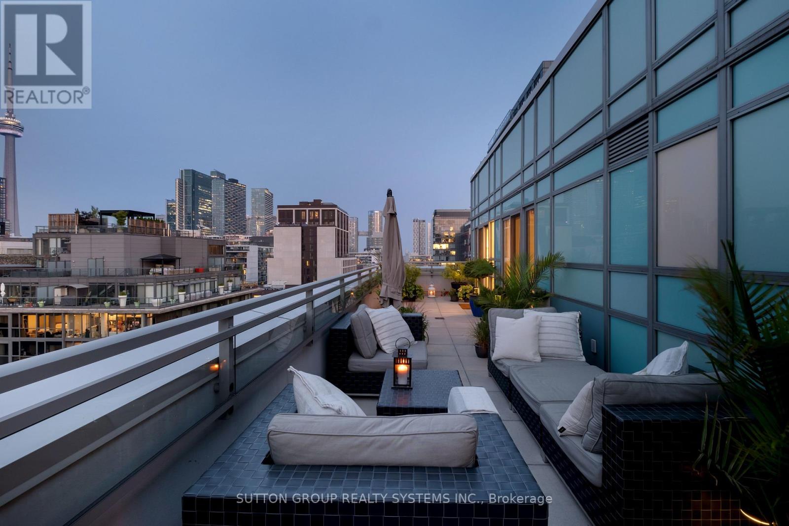 612 - 156 Portland Street, Toronto (Waterfront Communities), Ontario  M5V 0G1 - Photo 1 - C12293941