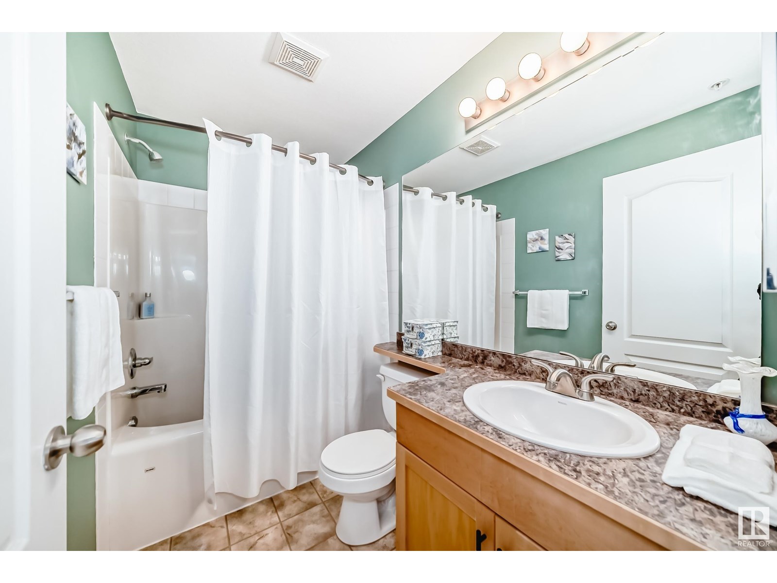 #205 5340 199 St Nw, Edmonton, Alberta  T6M 0A5 - Photo 28 - E4448533