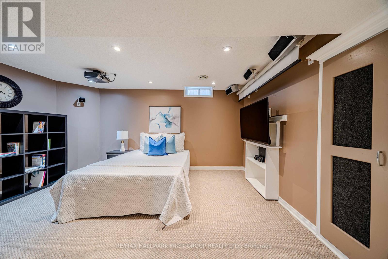 21 Arlston Court, Whitby, Ontario  L1R 3C2 - Photo 42 - E12293884