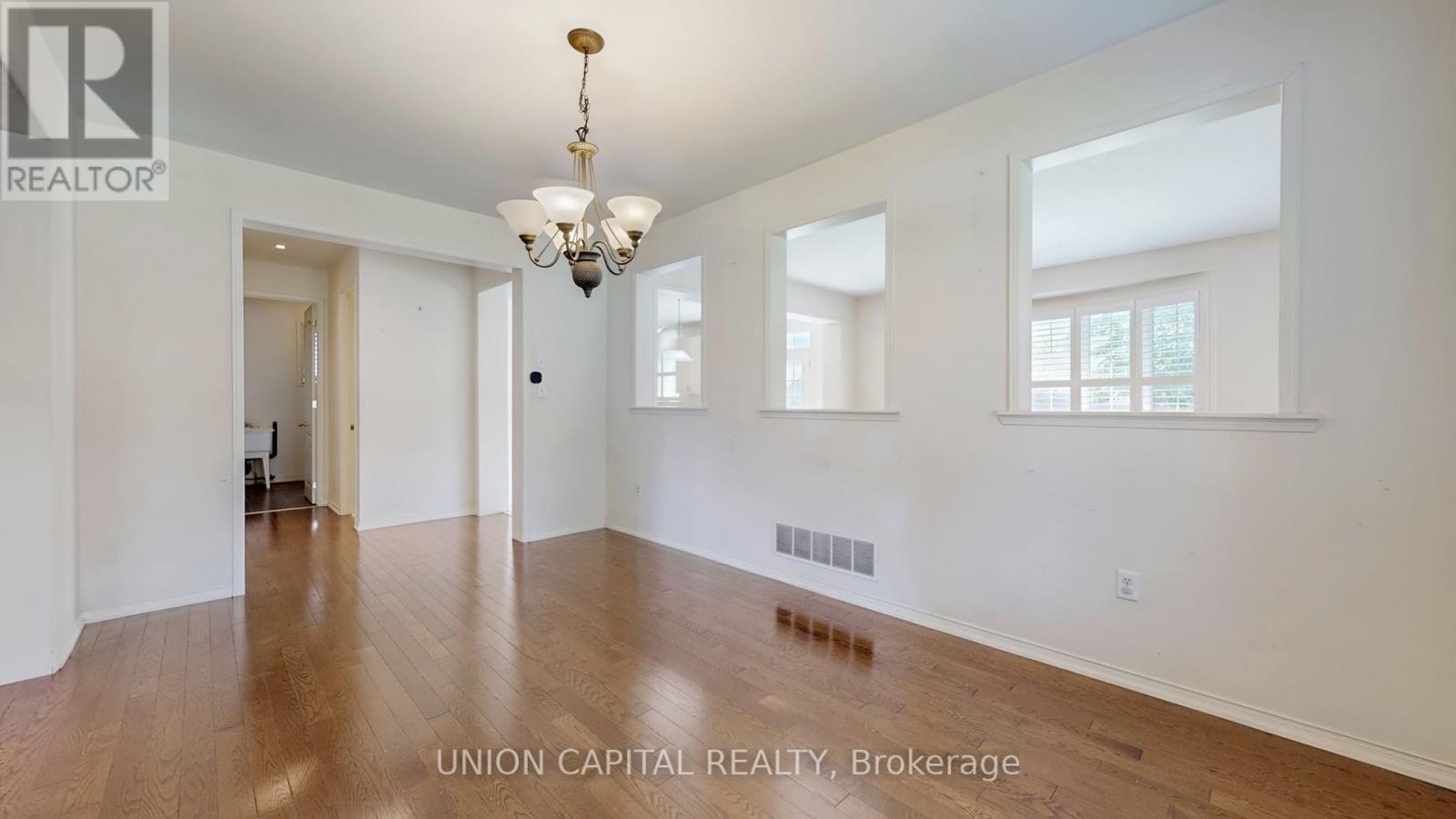 Property at 302 MONTGOMERY AVENUE image 5