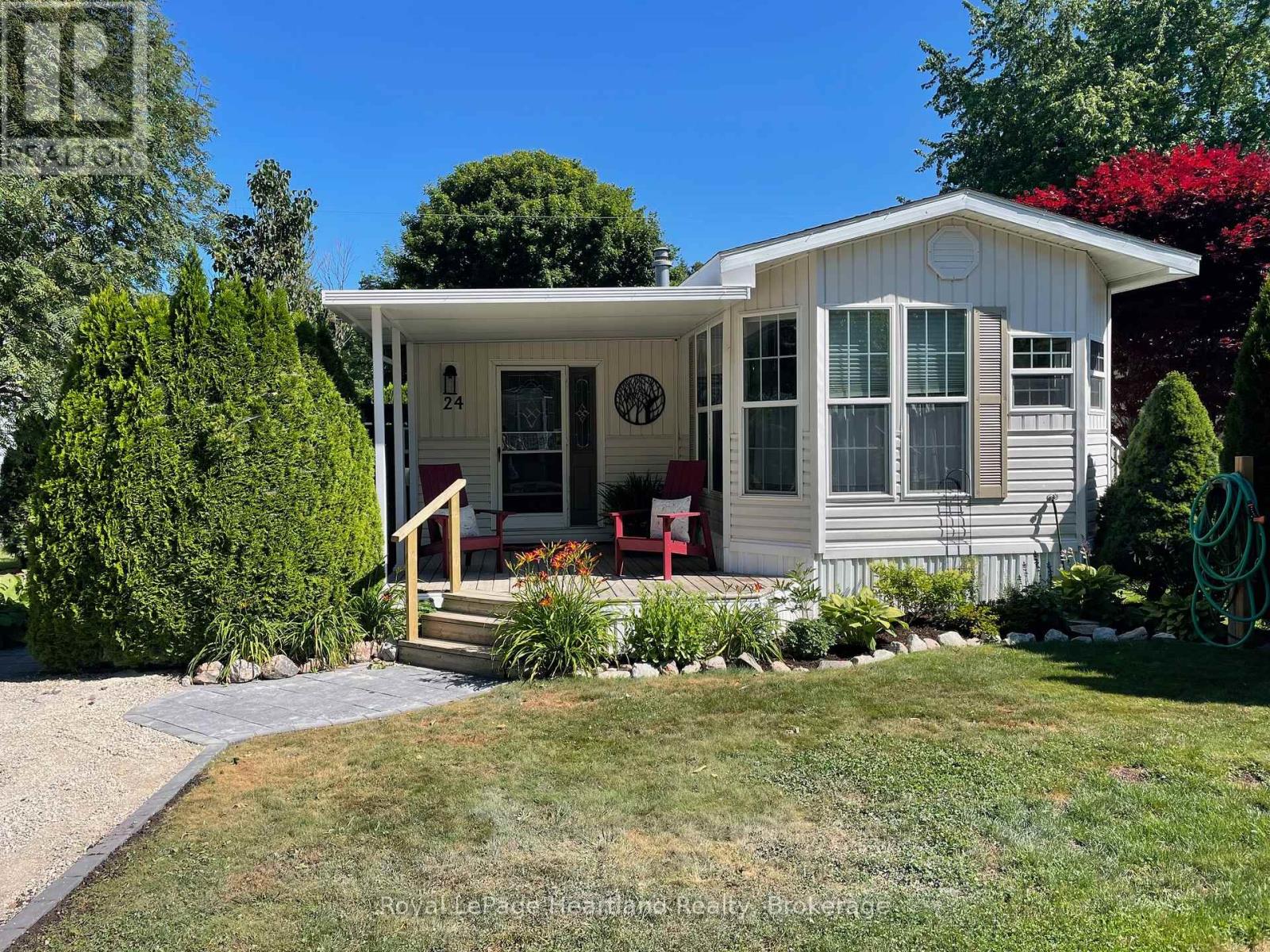 24 Rowan Rd - 77307 Bluewater Highway, Bluewater (Bayfield), Ontario  N0M 1G0 - Photo 28 - X12294014