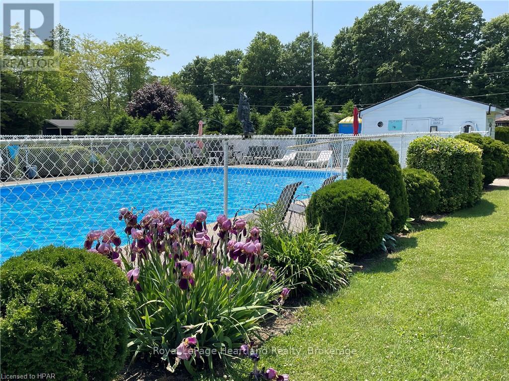 24 Rowan Rd - 77307 Bluewater Highway, Bluewater (Bayfield), Ontario  N0M 1G0 - Photo 31 - X12294014