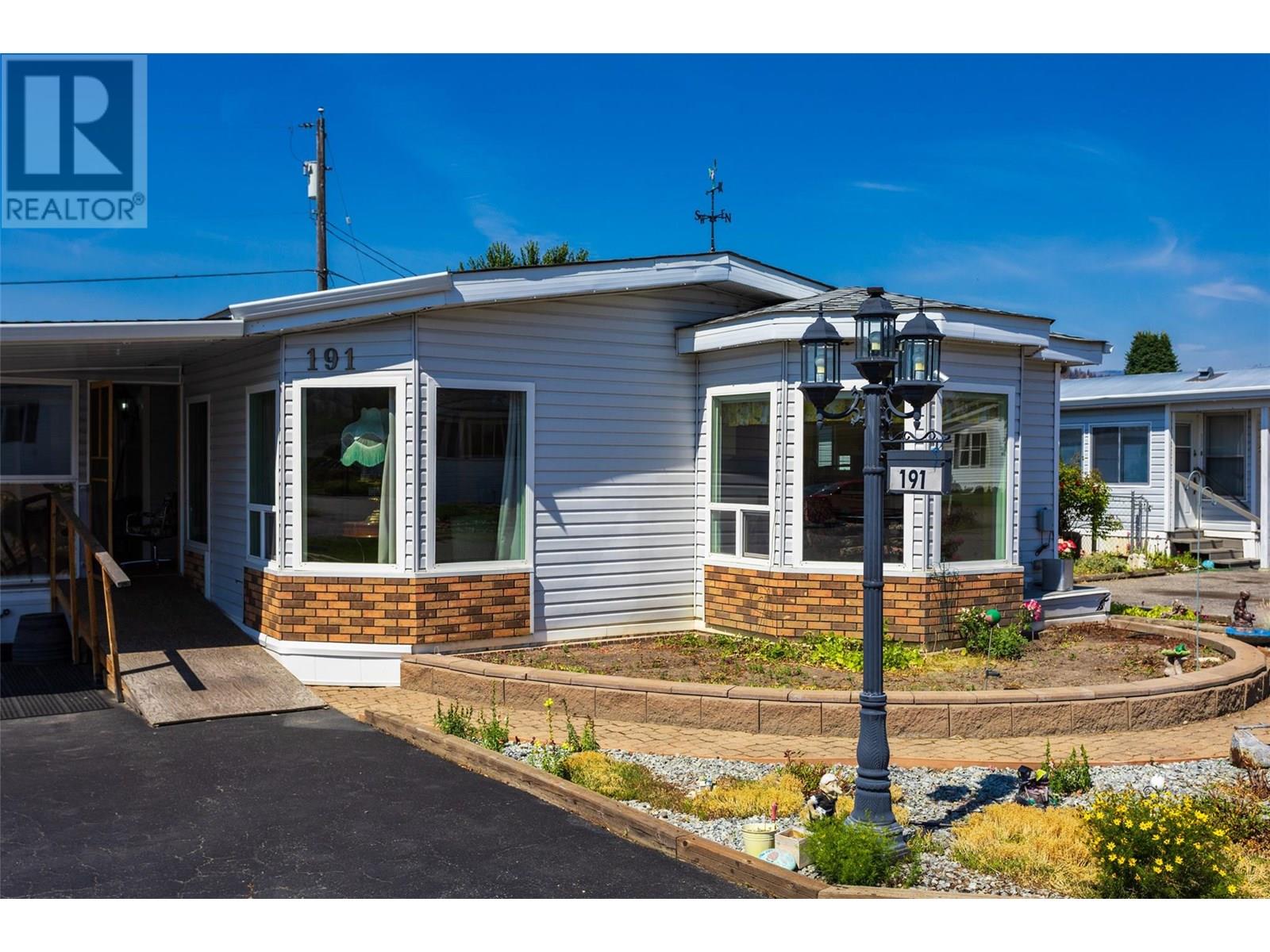 Property at 720 Commonwealth Road Unit# 191 image 3