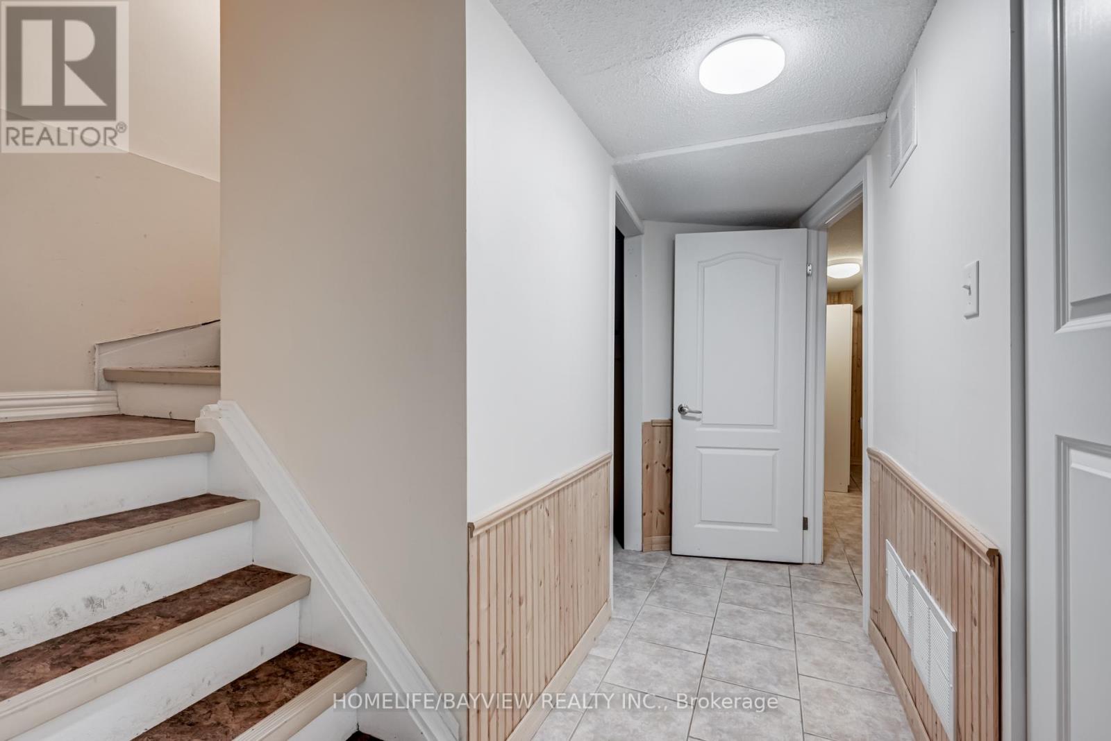 39 West Borough Street, Markham (Aileen-Willowbrook), Ontario  L3T 4V6 - Photo 30 - N12293908