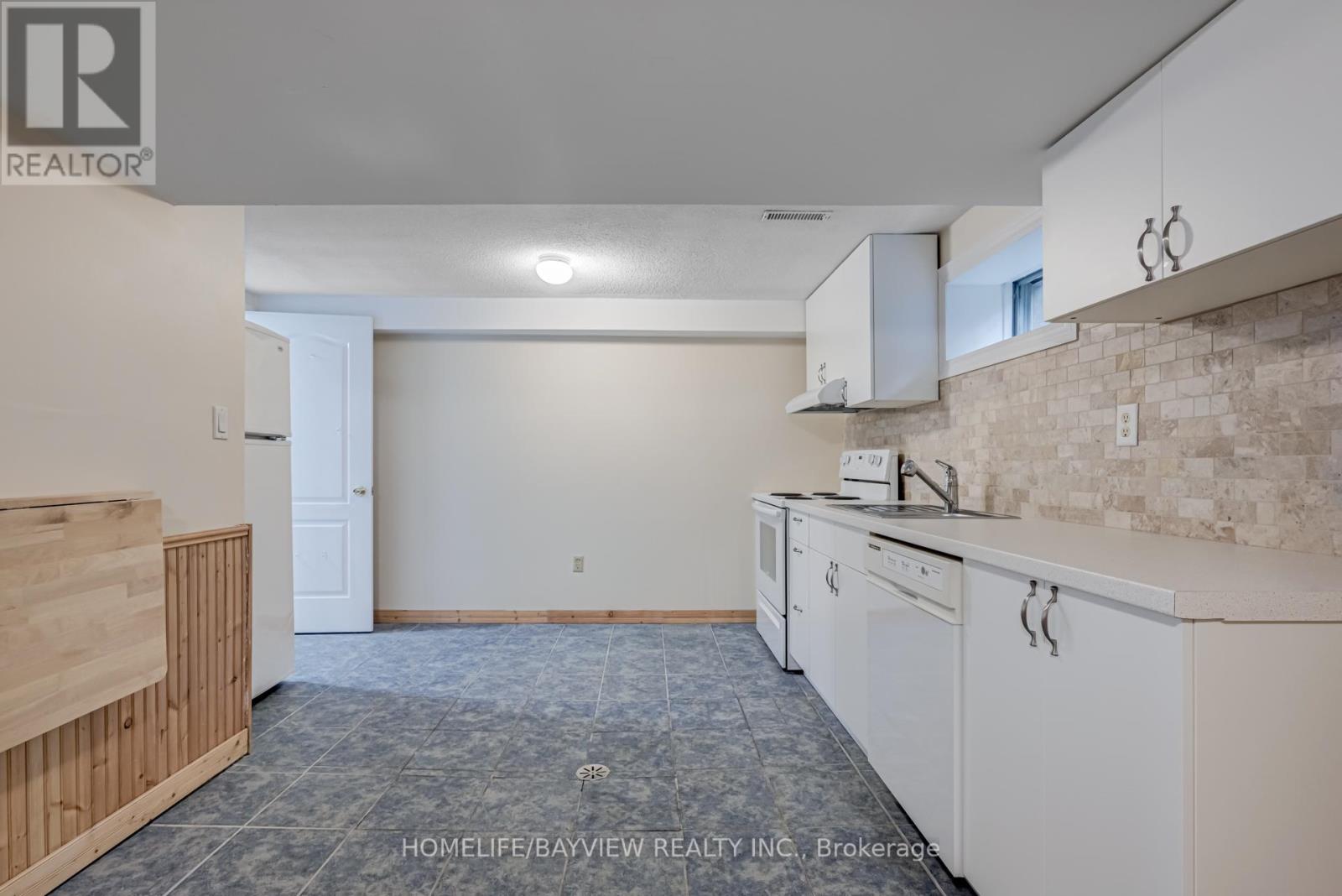 39 West Borough Street, Markham (Aileen-Willowbrook), Ontario  L3T 4V6 - Photo 38 - N12293908