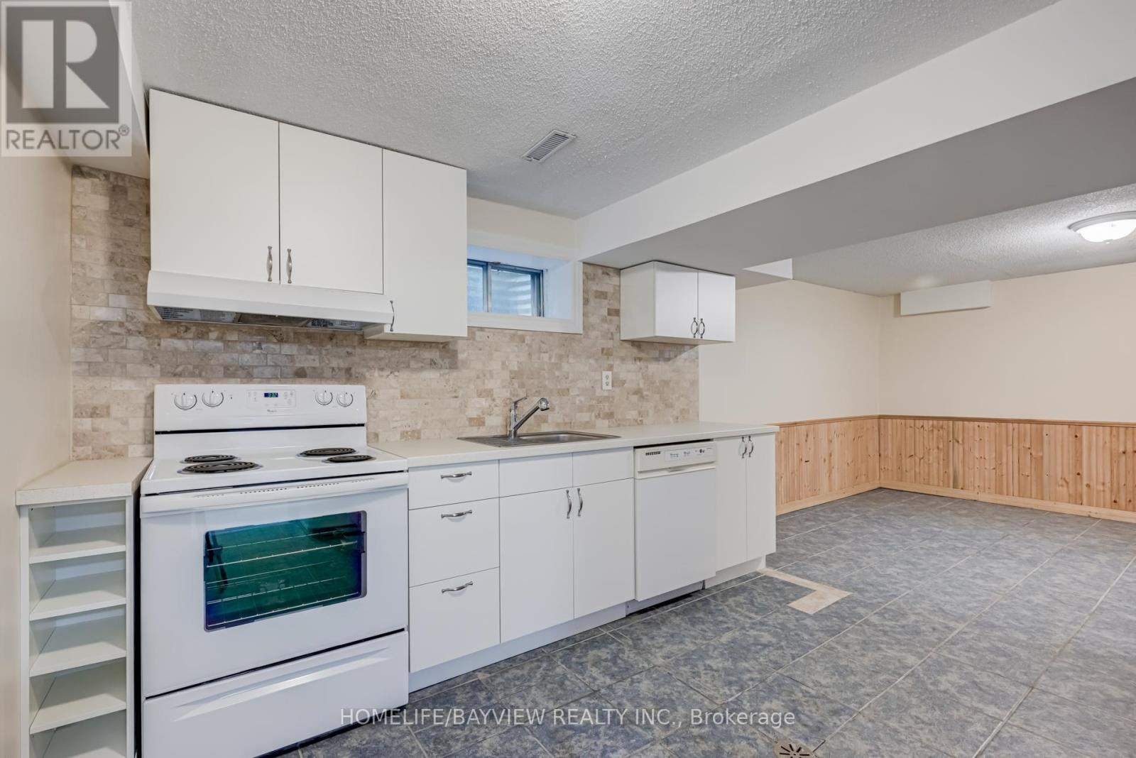 39 West Borough Street, Markham (Aileen-Willowbrook), Ontario  L3T 4V6 - Photo 41 - N12293908