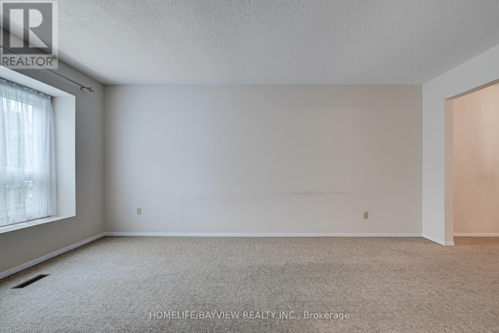 39 West Borough Street, Markham (Aileen-Willowbrook), Ontario  L3T 4V6 - Photo 6 - N12293908