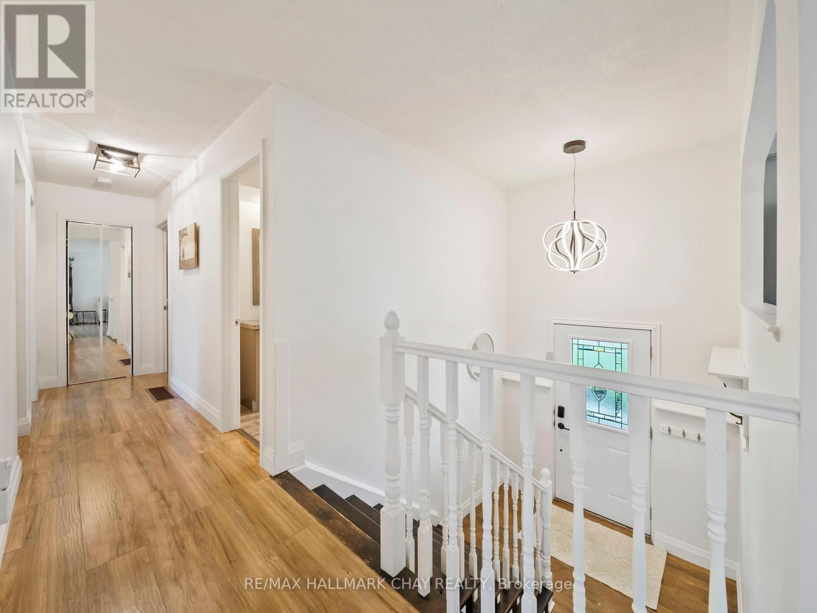 Property at 5 DEMONT DRIVE image 5