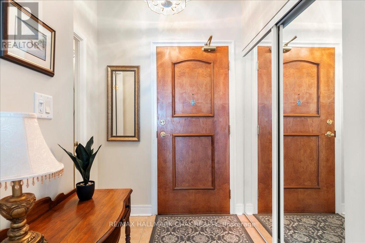 508 - 2 Toronto Street, Barrie (Lakeshore), Ontario  L4N 9R2 - Photo 3 - S12293872