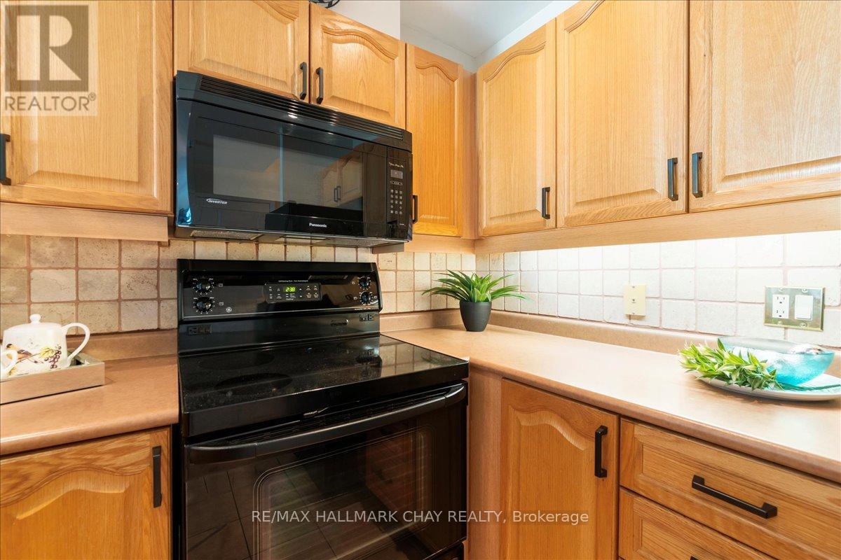 508 - 2 Toronto Street, Barrie (Lakeshore), Ontario  L4N 9R2 - Photo 7 - S12293872