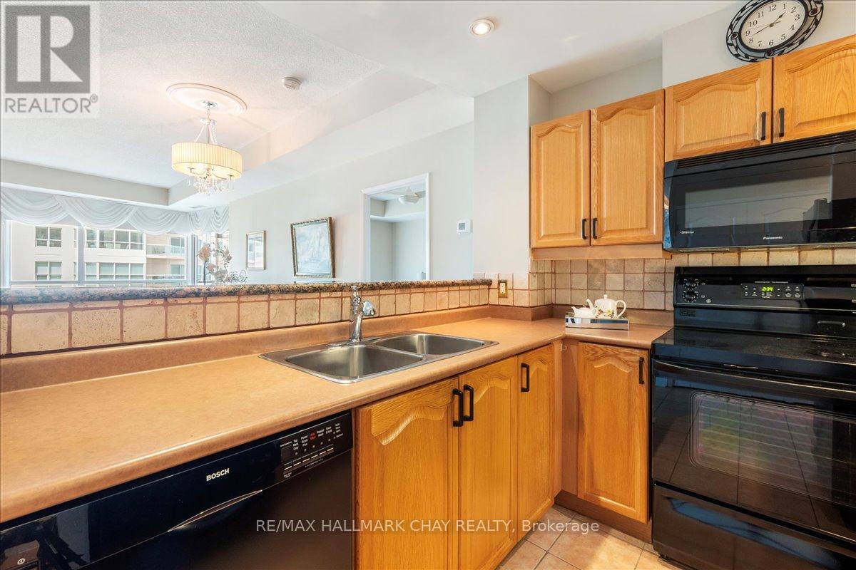 508 - 2 Toronto Street, Barrie (Lakeshore), Ontario  L4N 9R2 - Photo 8 - S12293872