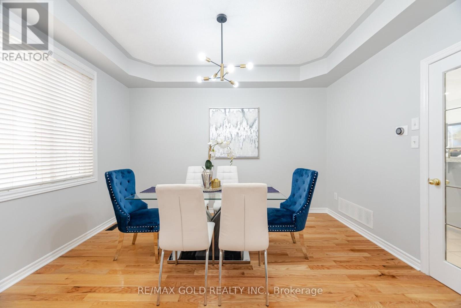 Property at 53 HOYLE DRIVE image 4