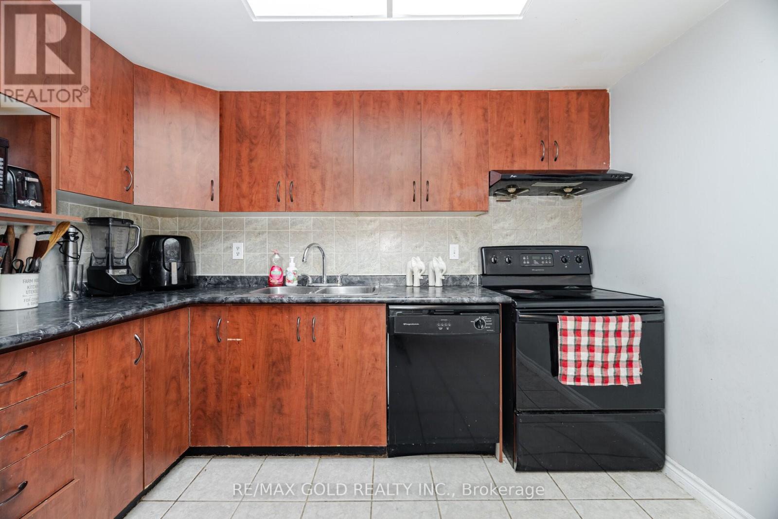 903 - 8 Lisa Street, Brampton, Ontario  L6T 4S6 - Photo 6 - W12293888