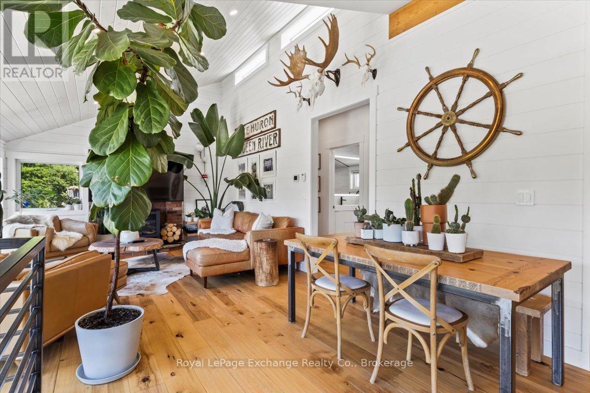 268 Saugeen Street, Saugeen Shores, Ontario N0H 2L0 - Photo 20 - X12267462