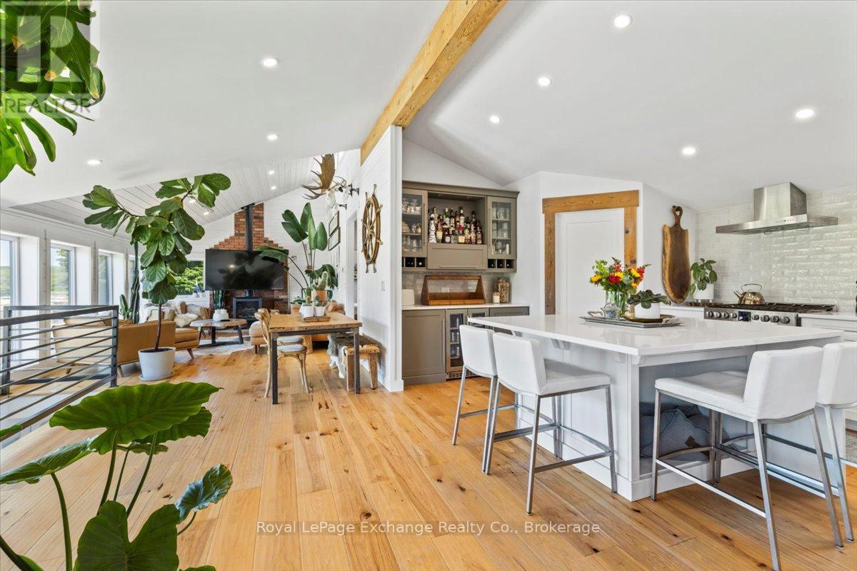 268 Saugeen Street, Saugeen Shores, Ontario N0H 2L0 - Photo 17 - X12267462