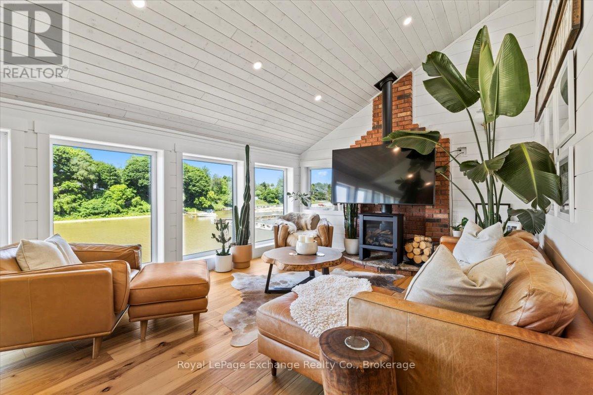 268 Saugeen Street, Saugeen Shores, Ontario N0H 2L0 - Photo 18 - X12267462