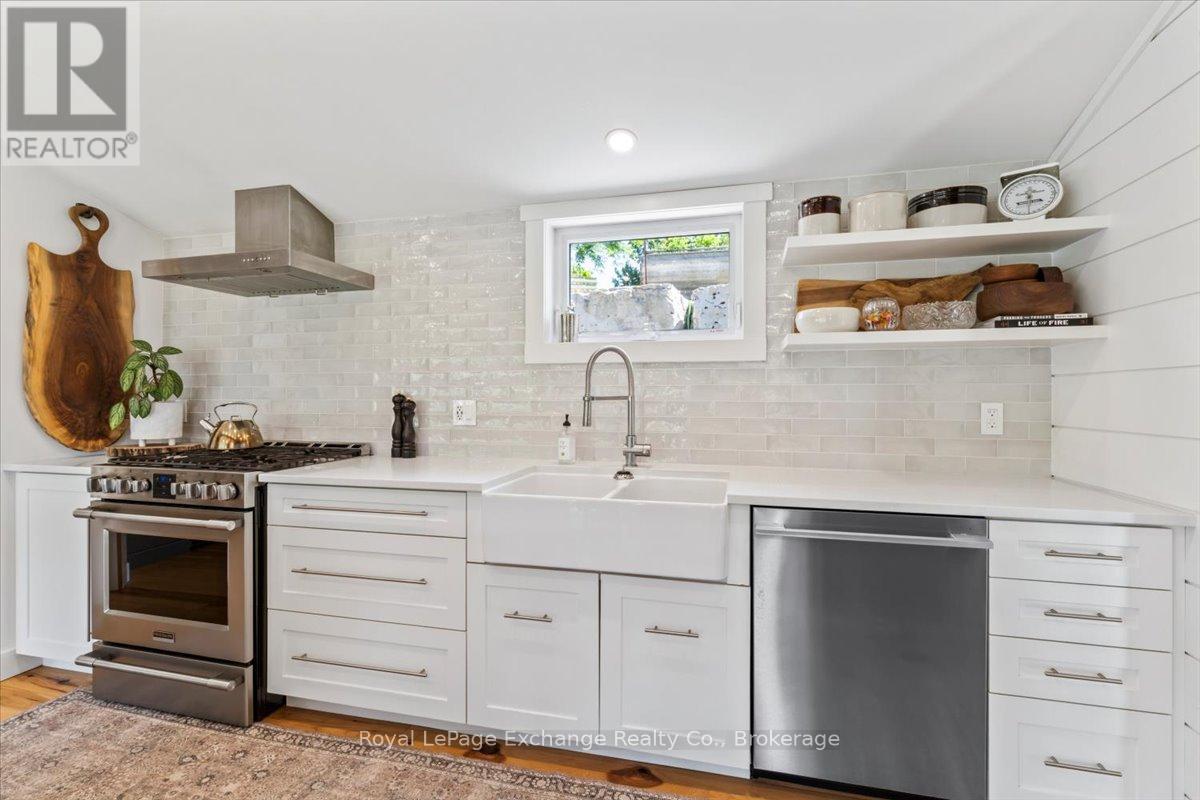 268 Saugeen Street, Saugeen Shores, Ontario N0H 2L0 - Photo 15 - X12267462