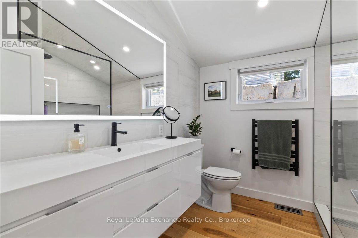 268 Saugeen Street, Saugeen Shores, Ontario N0H 2L0 - Photo 22 - X12267462