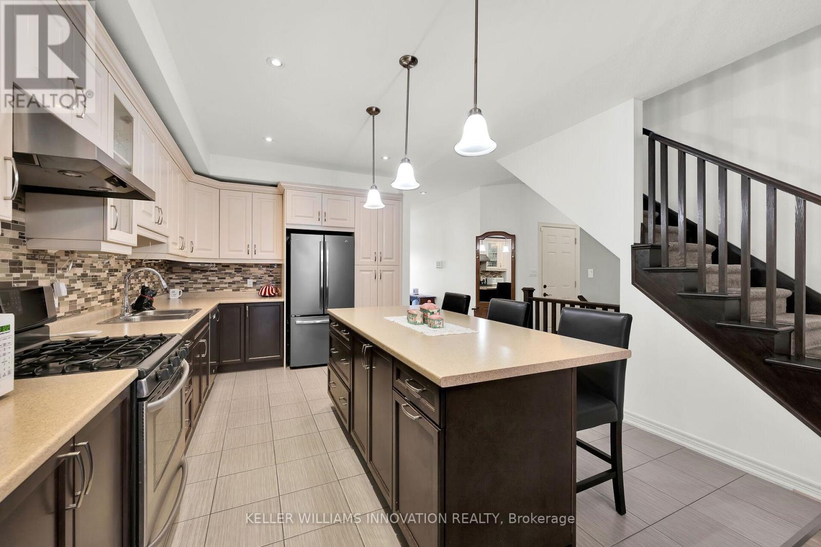 16 Brookside Terrace, West Lincoln, Ontario L0R 2A0 - Photo 12 - X12293797