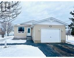 63 Rue Parisé, Caraquet, Ca