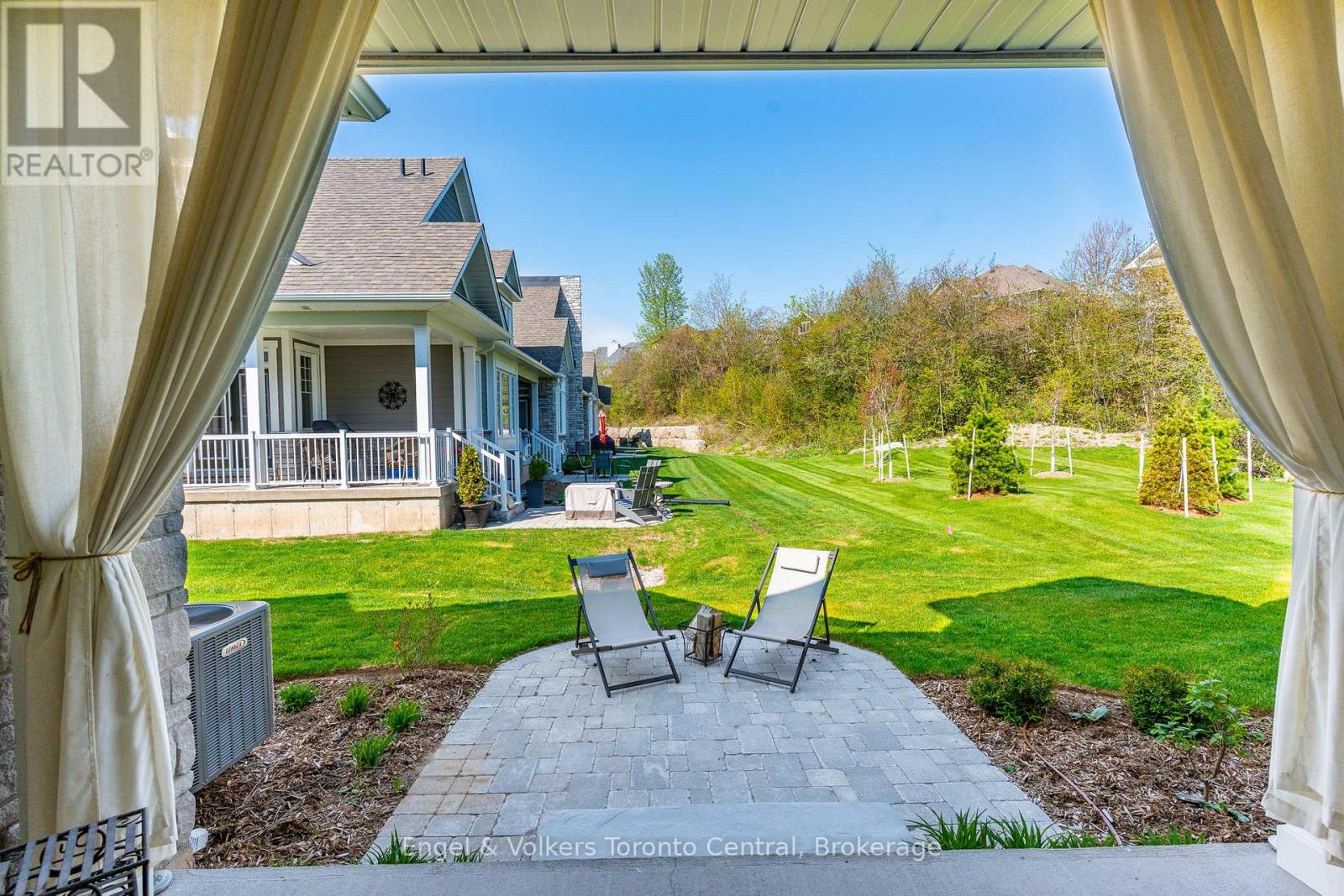 306 Sandpiper Lane, Georgian Bluffs, Ontario  N0H 1S0 - Photo 34 - X12294087