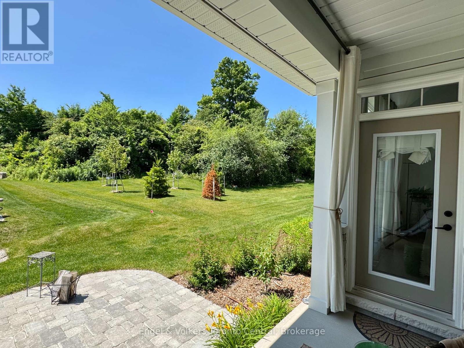 306 Sandpiper Lane, Georgian Bluffs, Ontario  N0H 1S0 - Photo 36 - X12294087