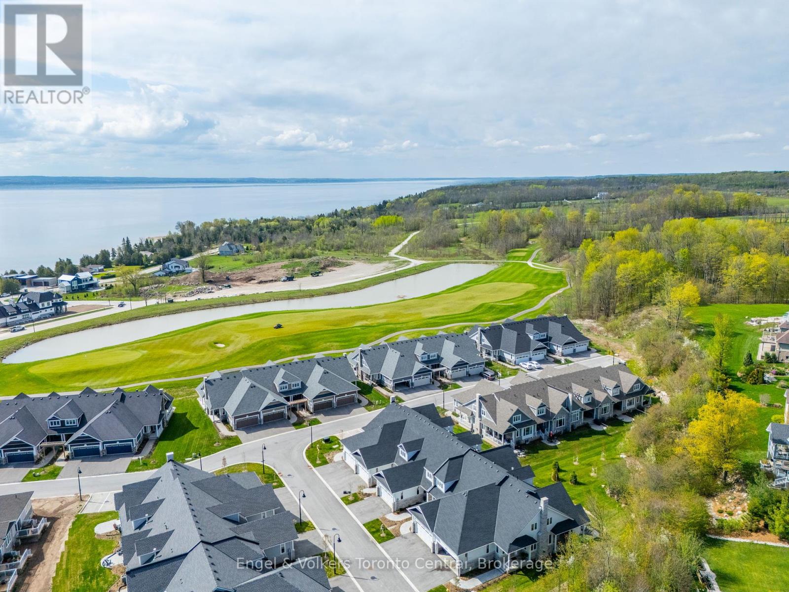 306 Sandpiper Lane, Georgian Bluffs, Ontario  N0H 1S0 - Photo 40 - X12294087