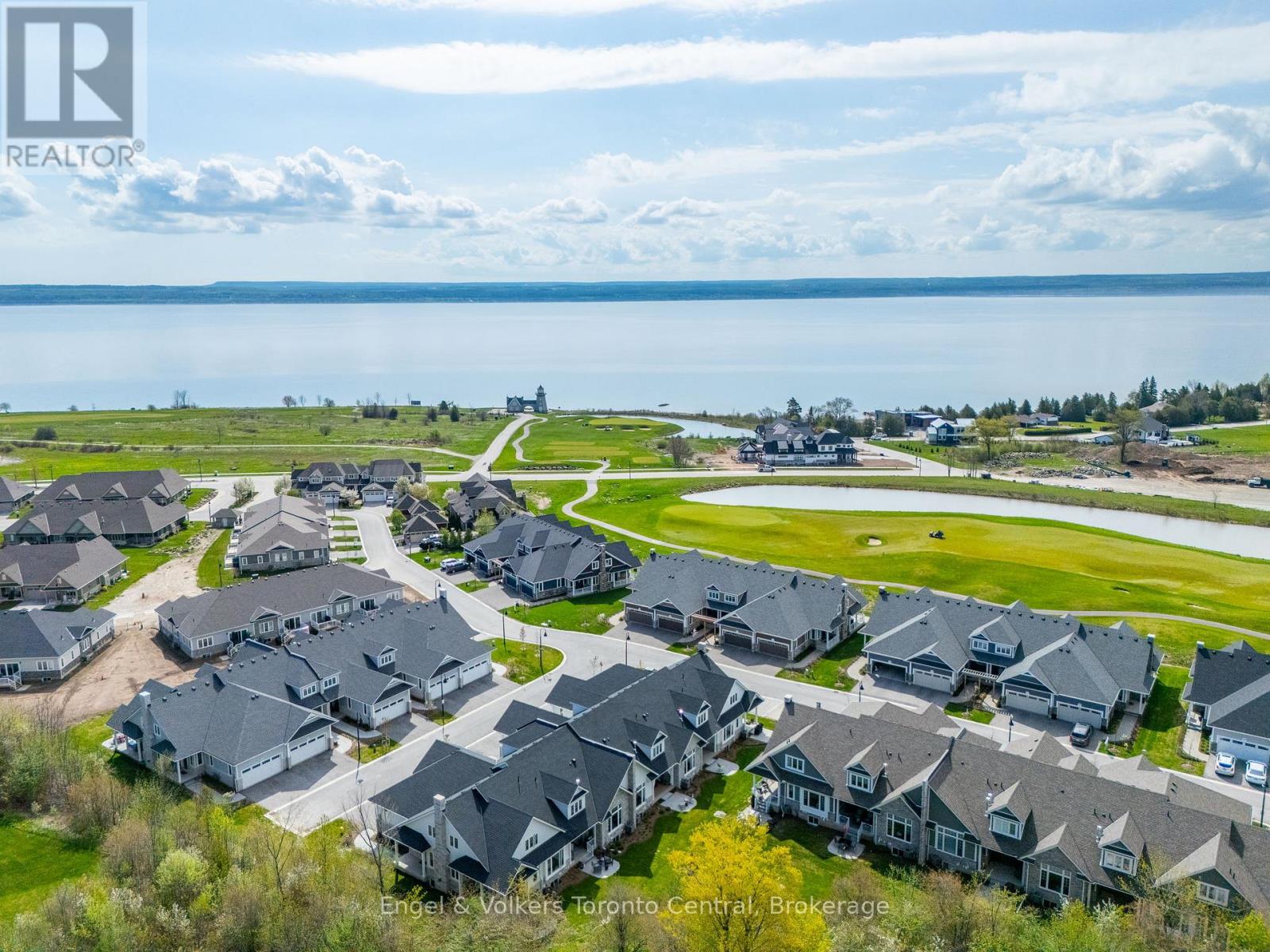306 Sandpiper Lane, Georgian Bluffs, Ontario  N0H 1S0 - Photo 42 - X12294087