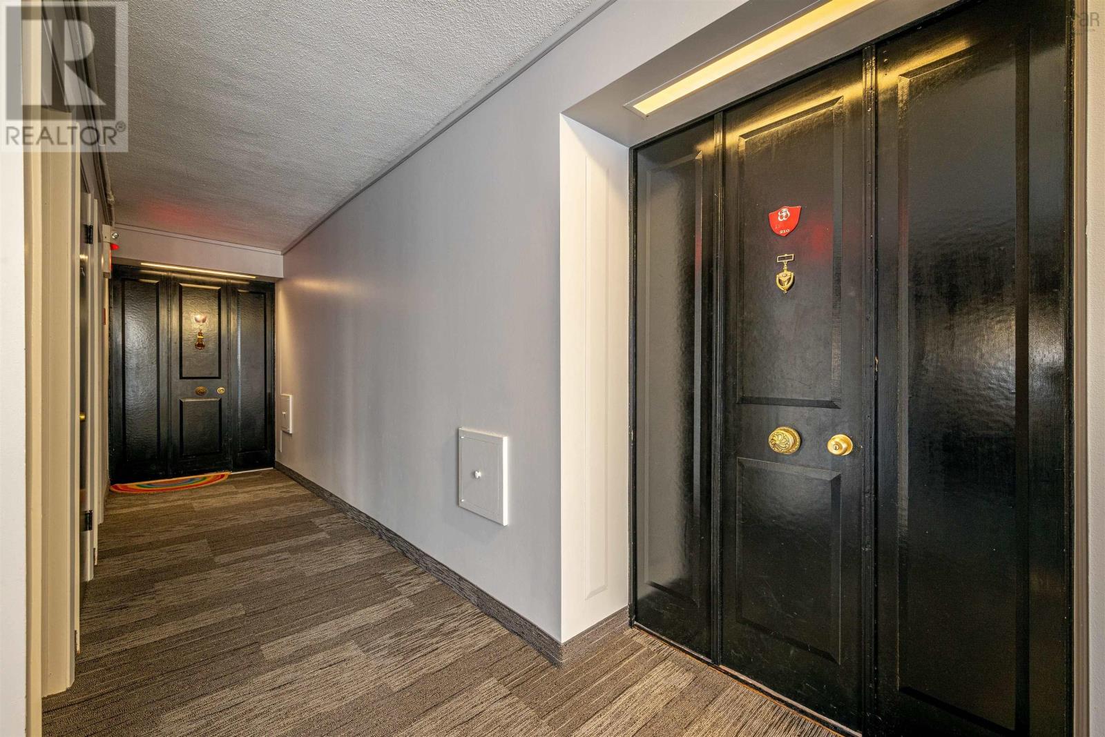 210 5959 Spring Garden Road, Halifax, Nova Scotia  B3H 1Y5 - Photo 3 - 202511639