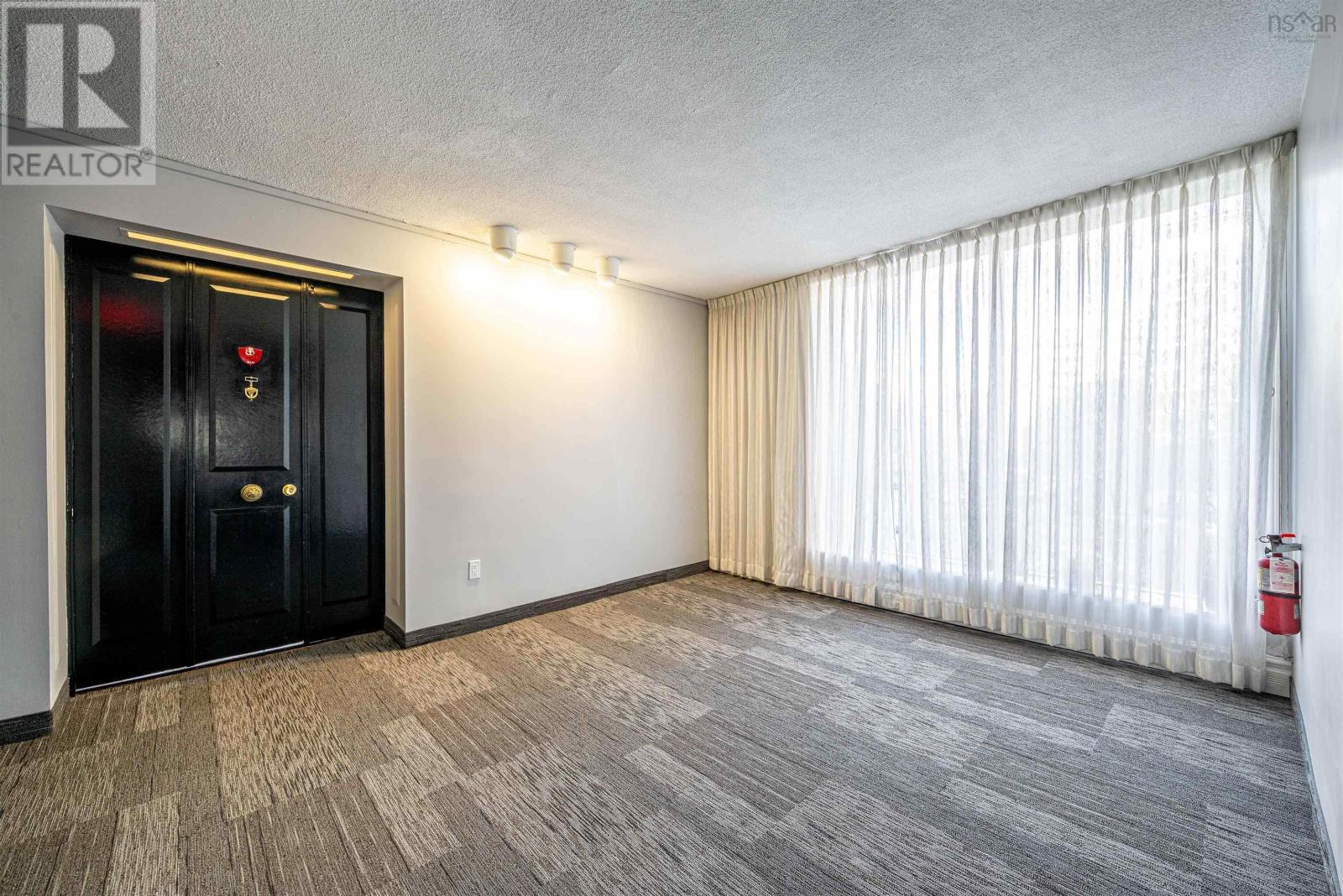 210 5959 Spring Garden Road, Halifax, Nova Scotia  B3H 1Y5 - Photo 4 - 202511639