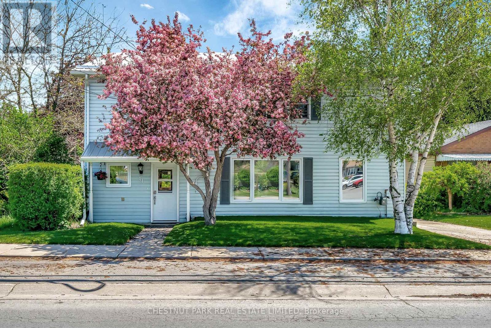 Property at 31 LAKE STREET image 3