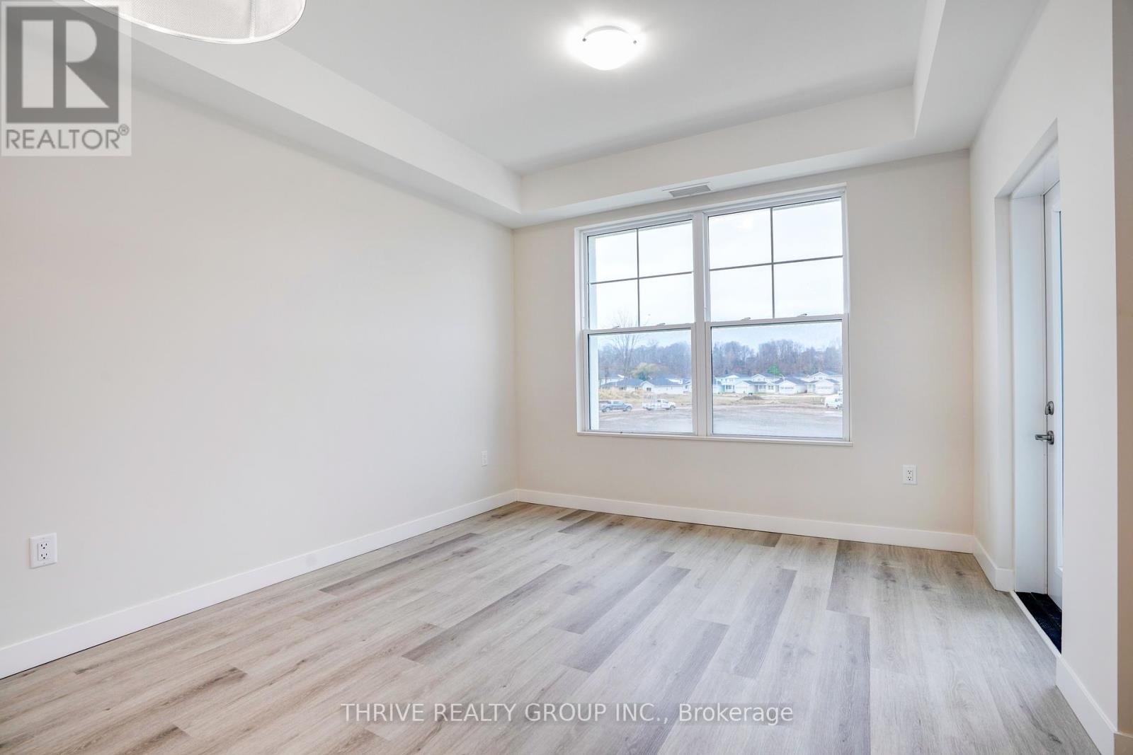 204 - 100 The Promenade, Central Elgin, Ontario  N5L 0B7 - Photo 8 - X12294126