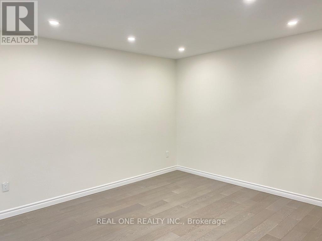 103 Rock Fern Way, Toronto, Ontario  M2J 4N3 - Photo 13 - C12293980