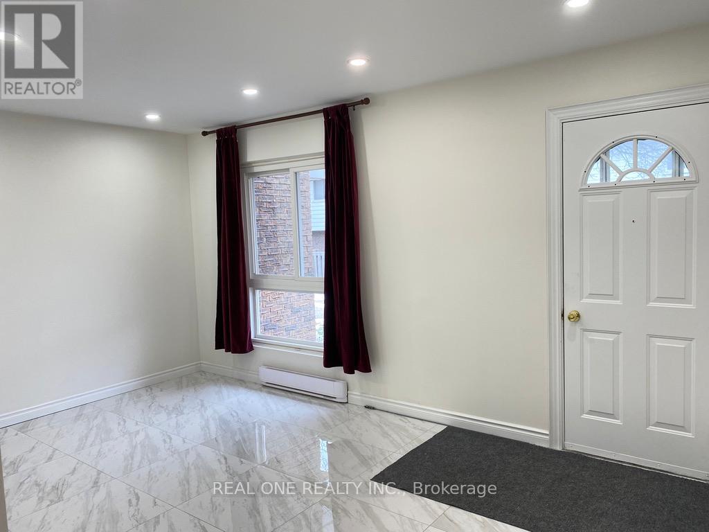 103 Rock Fern Way, Toronto, Ontario  M2J 4N3 - Photo 3 - C12293980