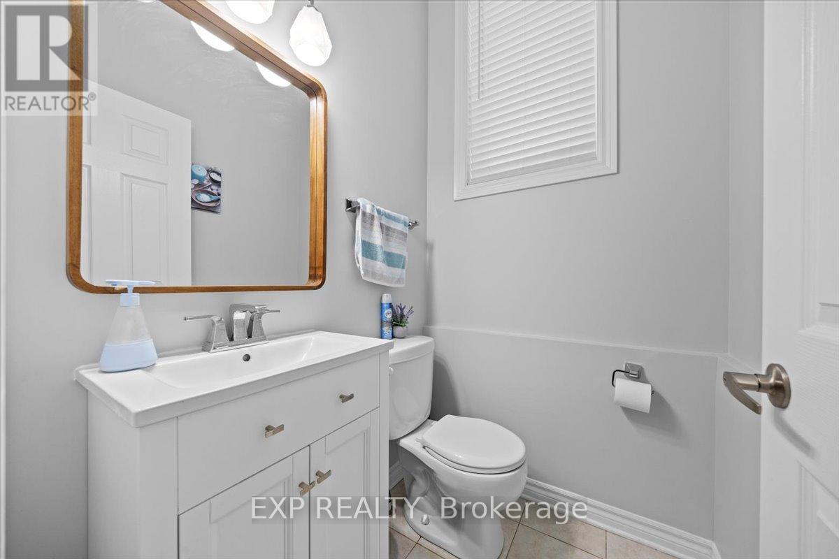 104 Harmattan Avenue, Ottawa, Ontario  K2S 0E3 - Photo 15 - X12294093