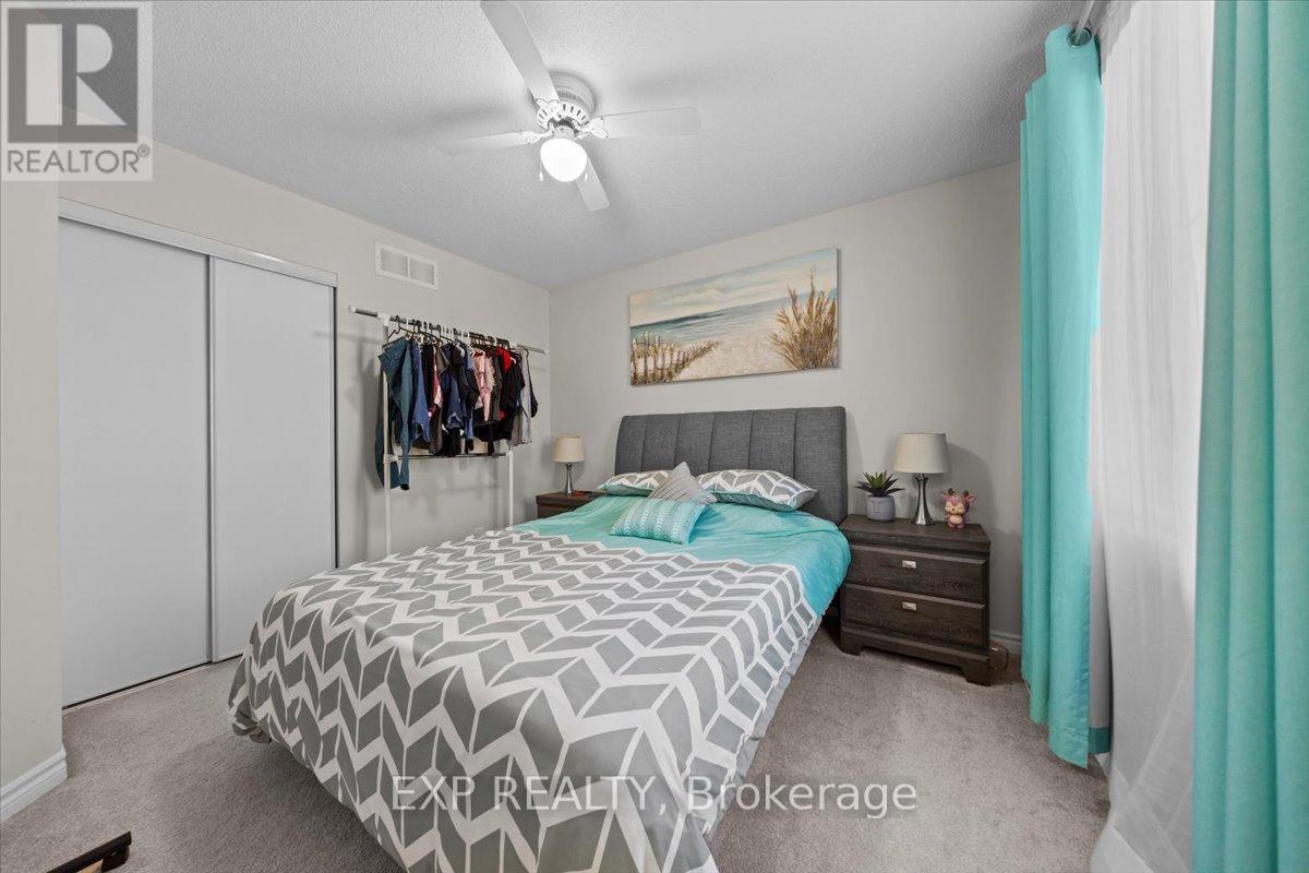 104 Harmattan Avenue, Ottawa, Ontario  K2S 0E3 - Photo 19 - X12294093