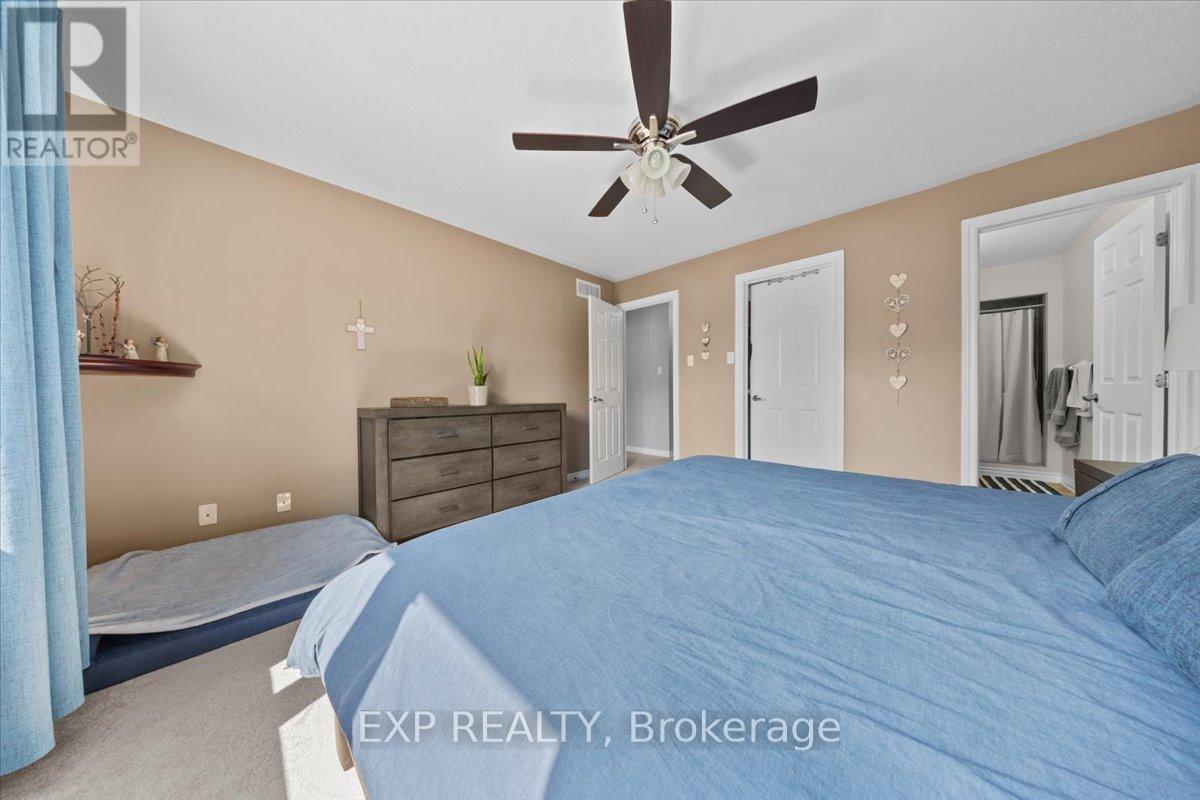 104 Harmattan Avenue, Ottawa, Ontario  K2S 0E3 - Photo 25 - X12294093